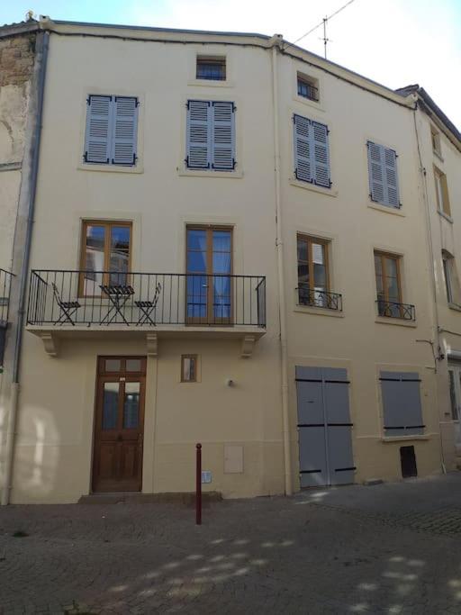 Maison De Ville Vic-le-Comte Kültér fotó