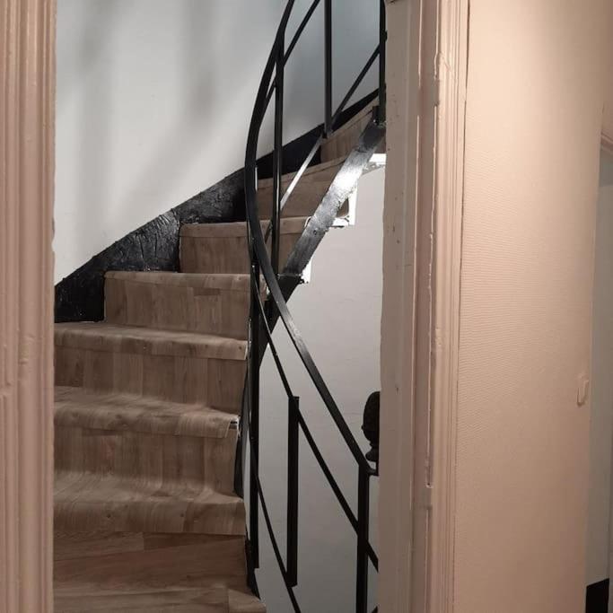 Maison De Ville Vic-le-Comte Kültér fotó